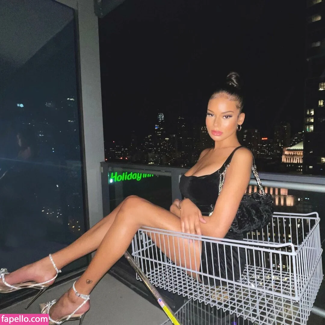 PrincessY Onlyfans Photo Gallery 