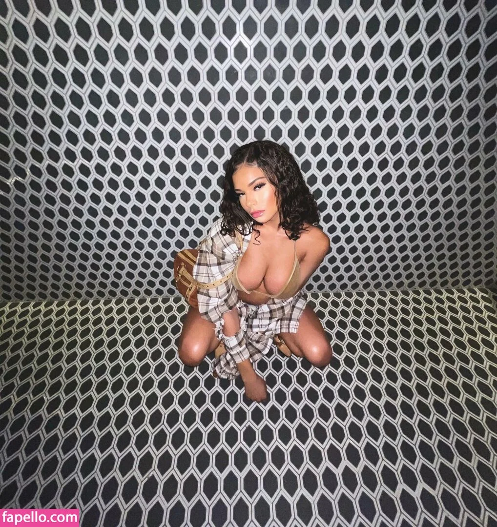 PrincessY Onlyfans Photo Gallery 