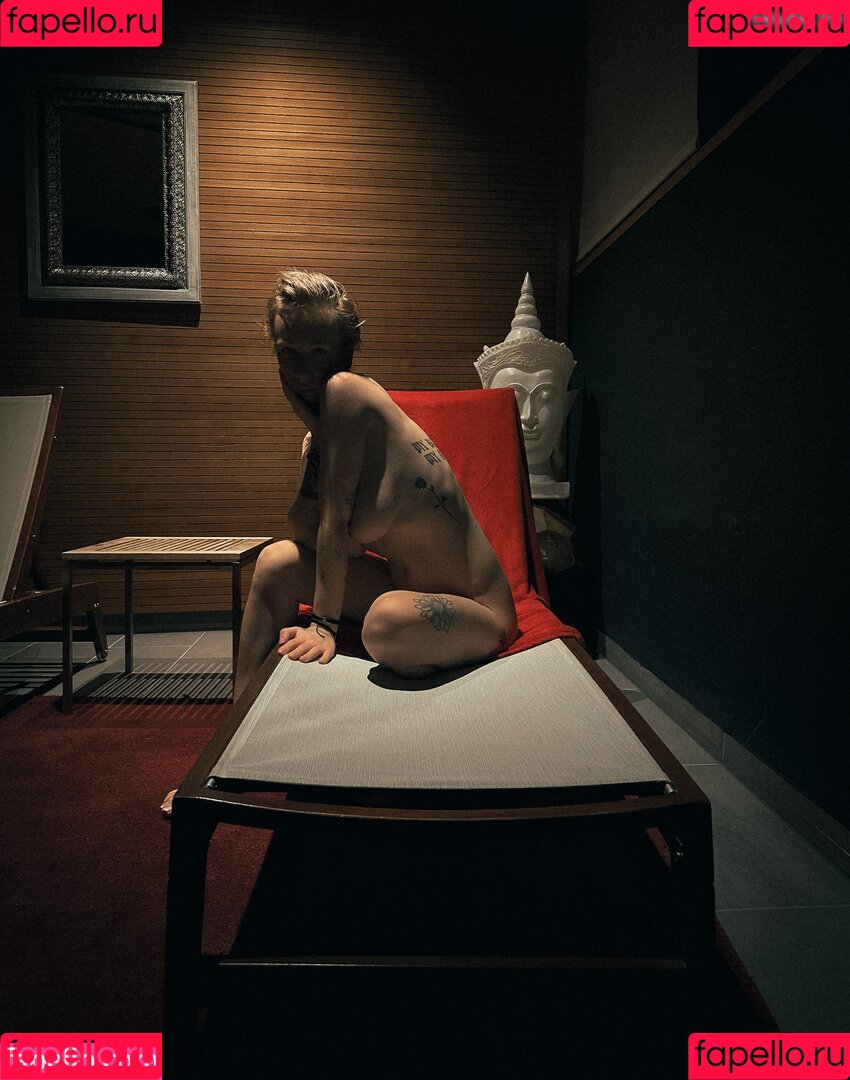 thisislannique Onlyfans Photo Gallery 