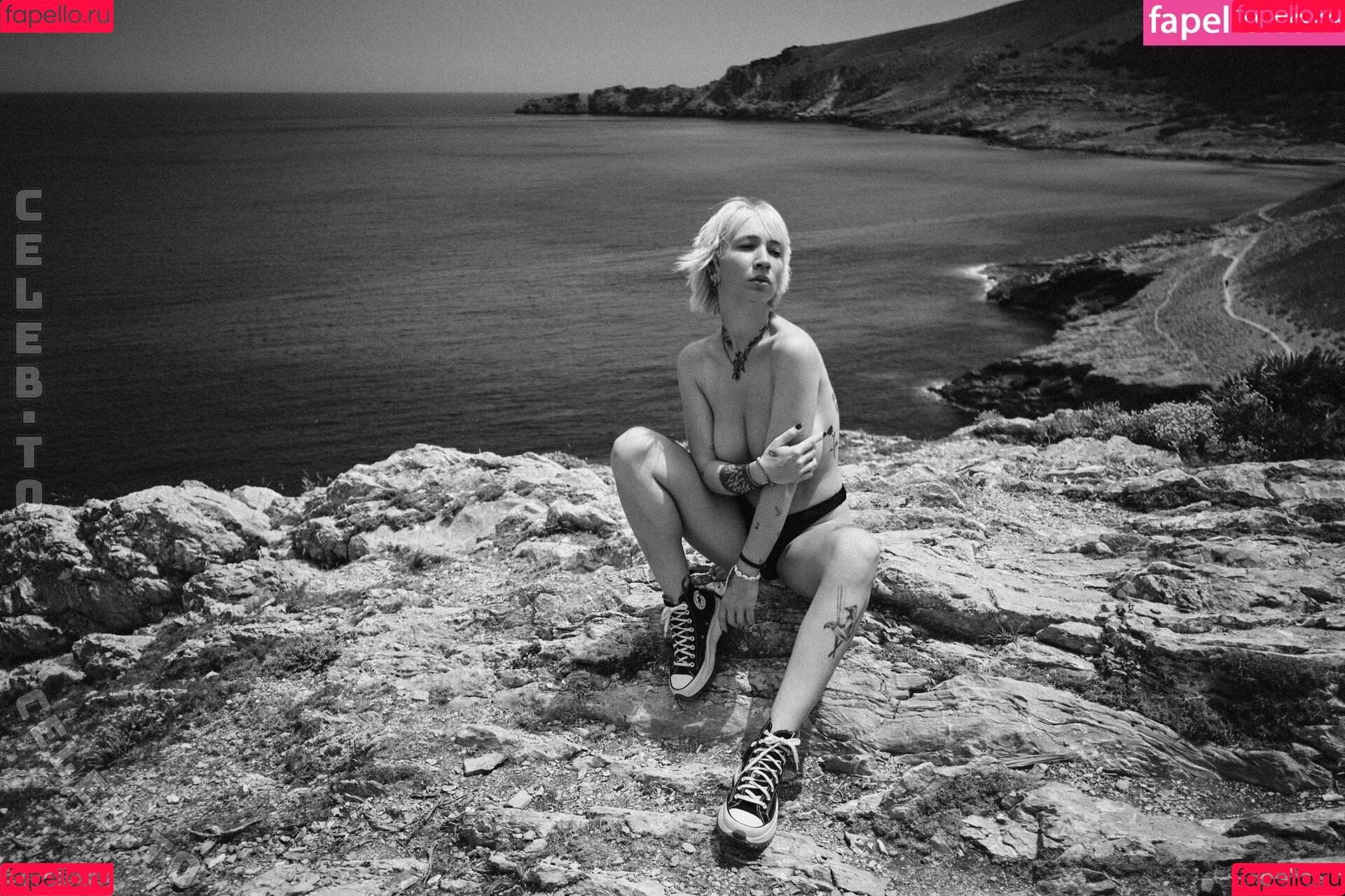 thisislannique Onlyfans Photo Gallery 