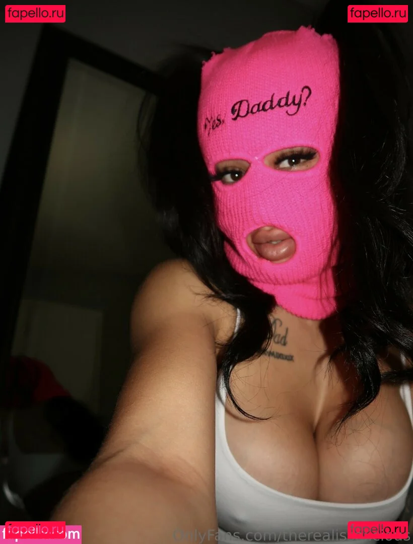 therealissalicious Onlyfans Photo Gallery 