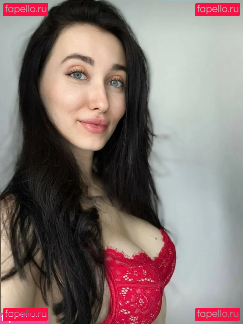 Lera Sky Onlyfans Photo Gallery 