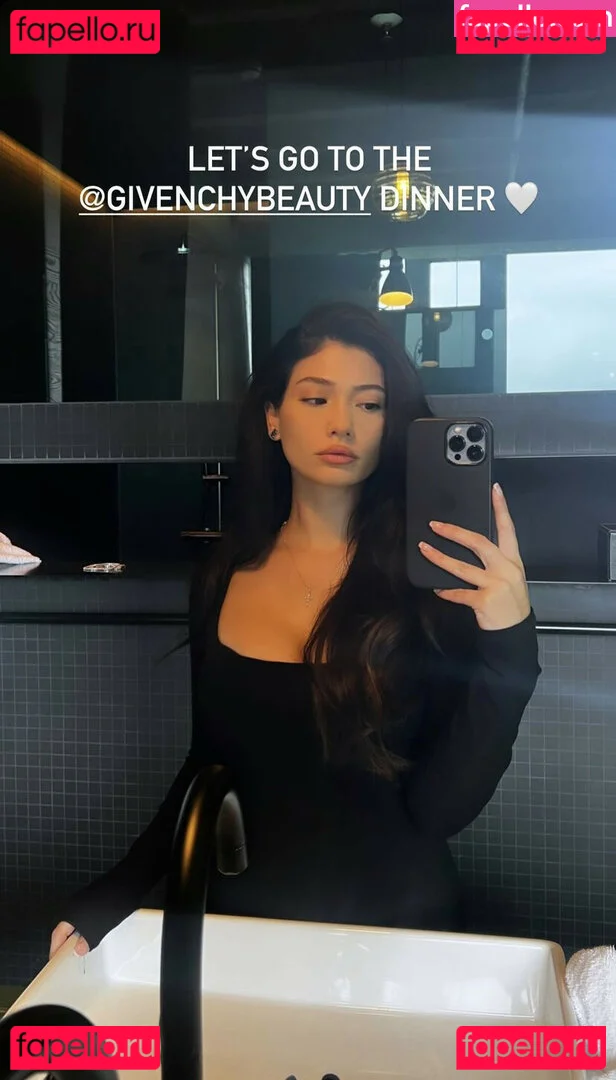 Paola Maria Onlyfans Photo Gallery 