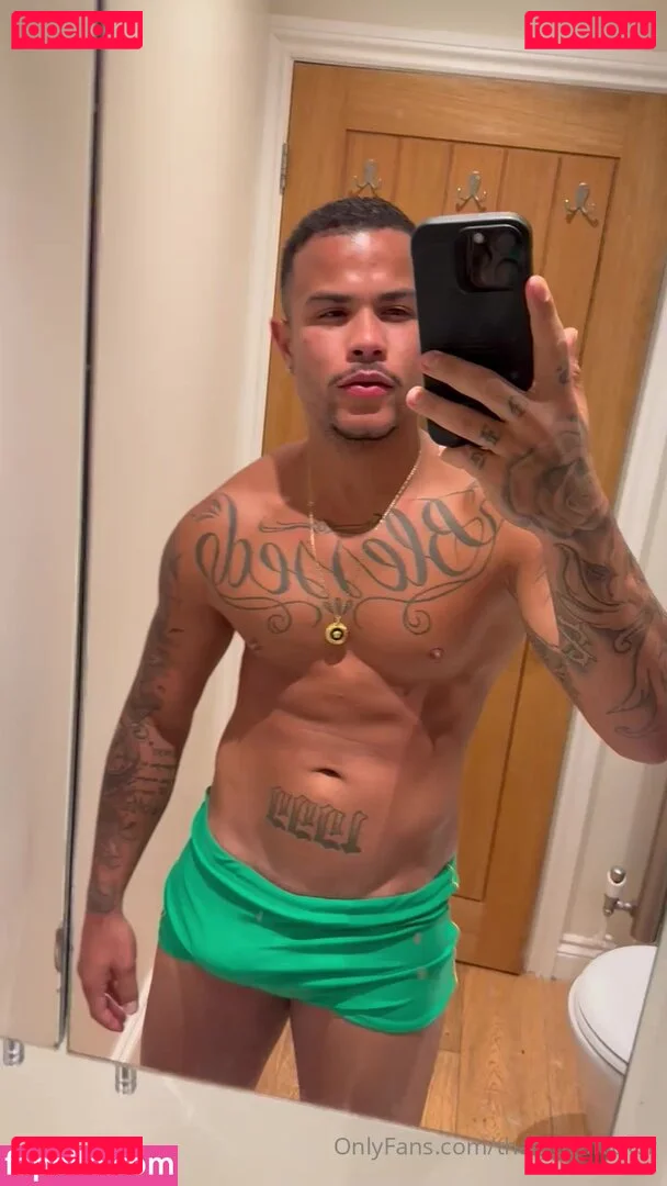 thatyogafvcker Onlyfans Photo Gallery 