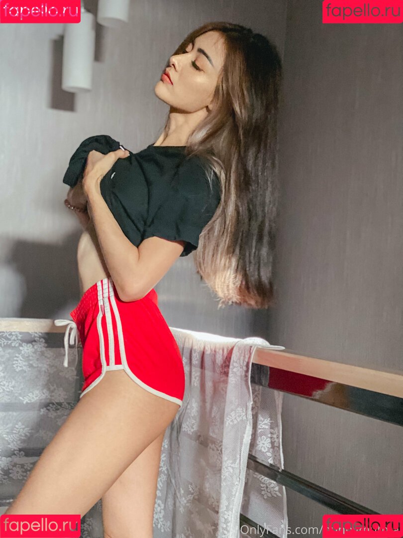 BunnyMutmai Onlyfans Photo Gallery 