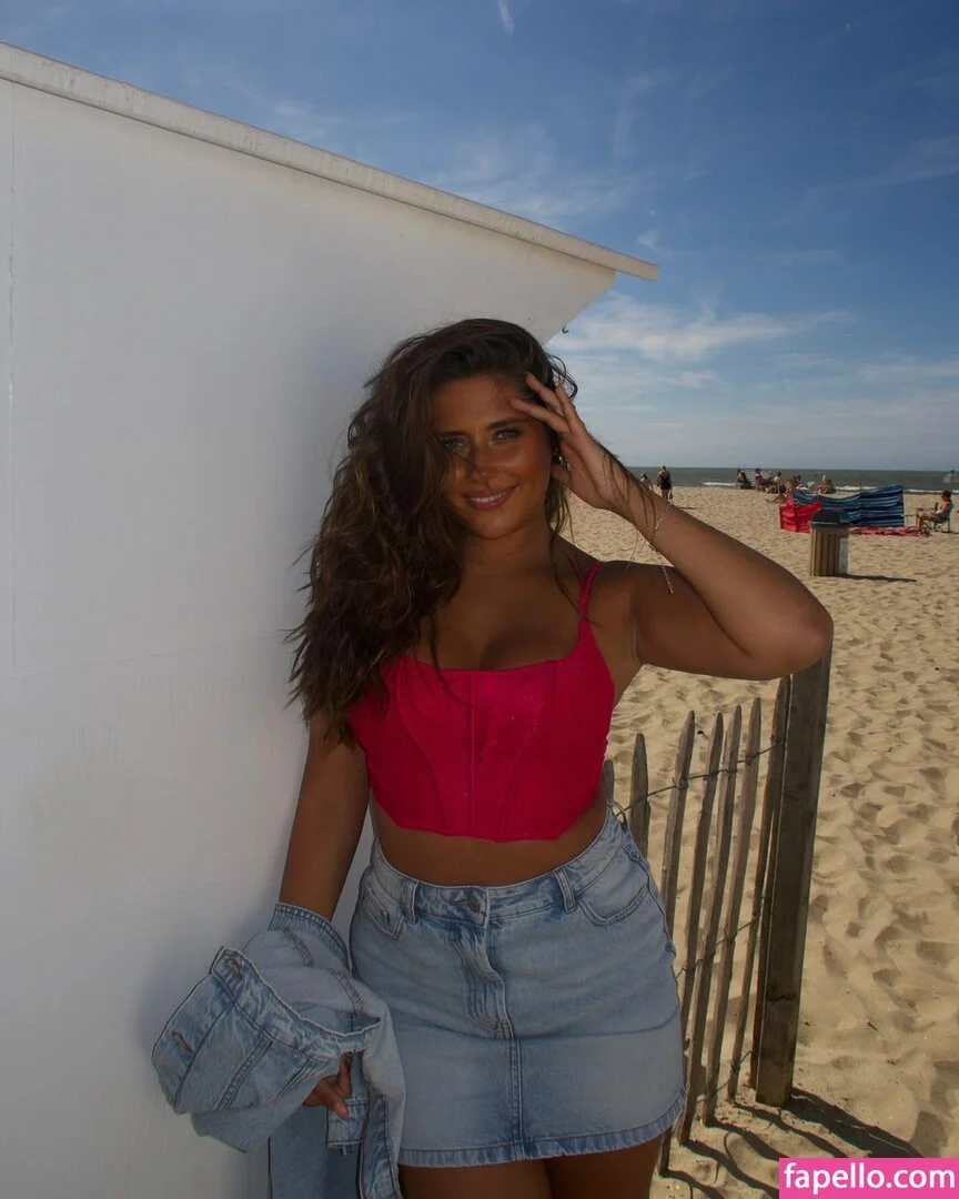 Raphaella Deuringer Onlyfans Photo Gallery 