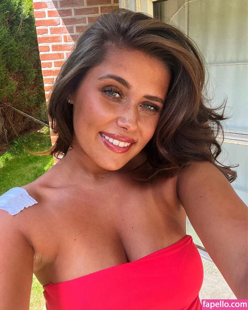 Raphaella Deuringer Onlyfans Photo Gallery 