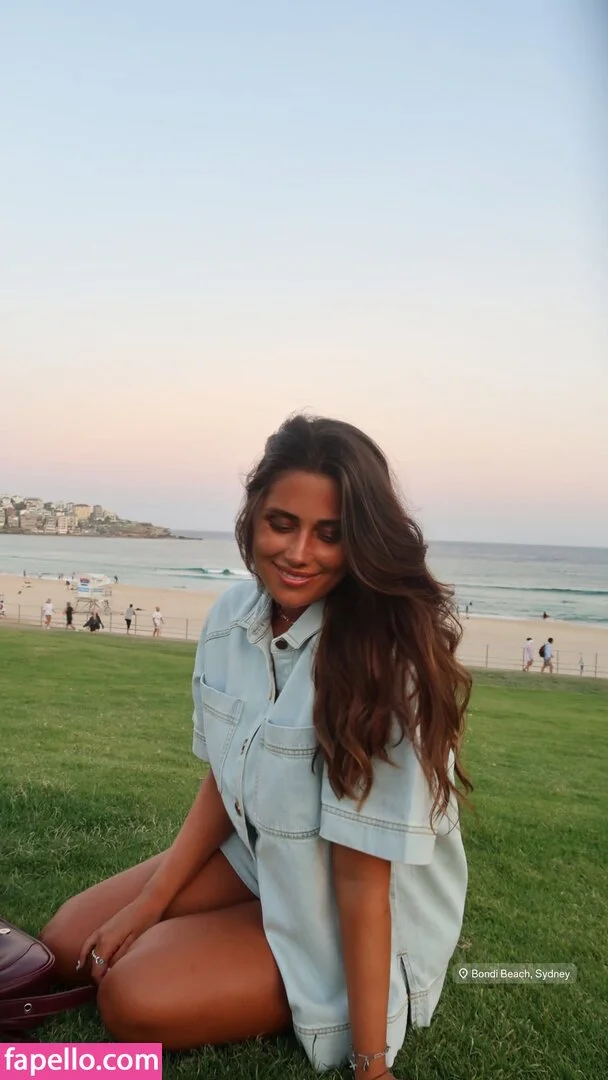 Raphaella Deuringer Onlyfans Photo Gallery 