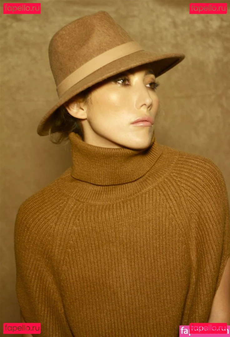 Dichen Lachman Onlyfans Photo Gallery 