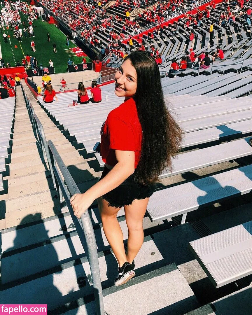 Julia & Olivia Onlyfans Photo Gallery 