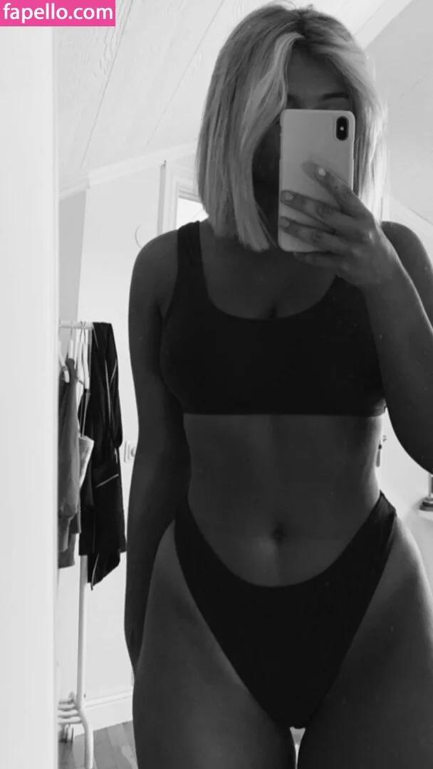 Tuva Osgrad Onlyfans Photo Gallery 