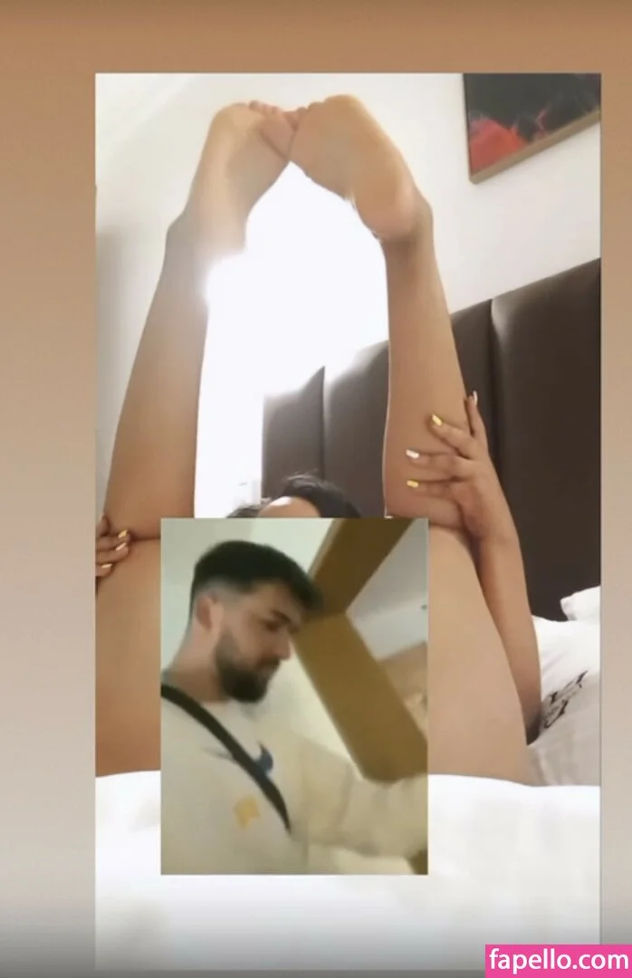 Saadahali5 Onlyfans Photo Gallery 