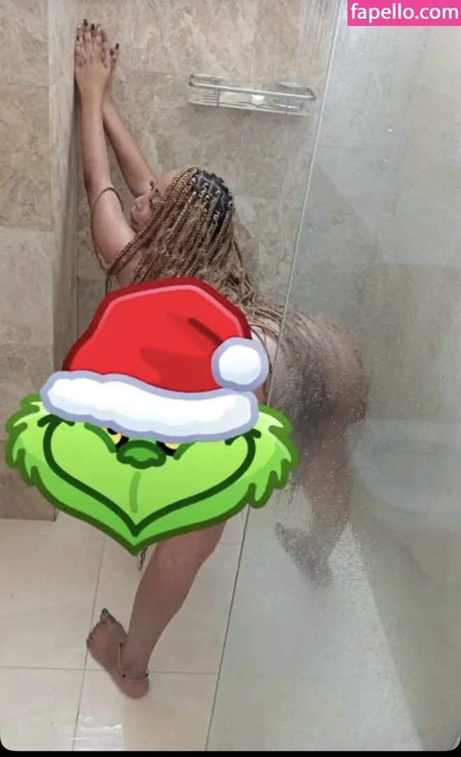 Saadahali5 Onlyfans Photo Gallery 