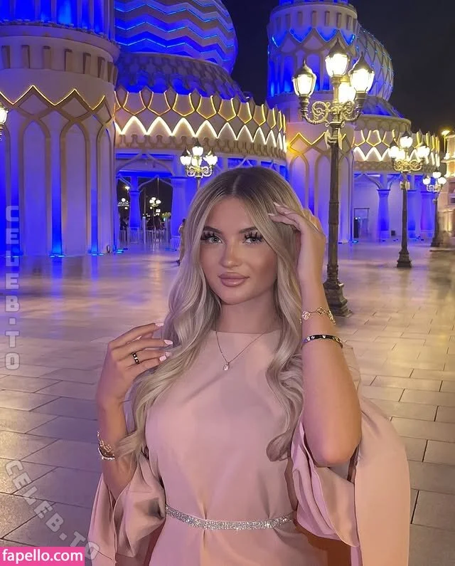 Alexandra laas Onlyfans Photo Gallery 