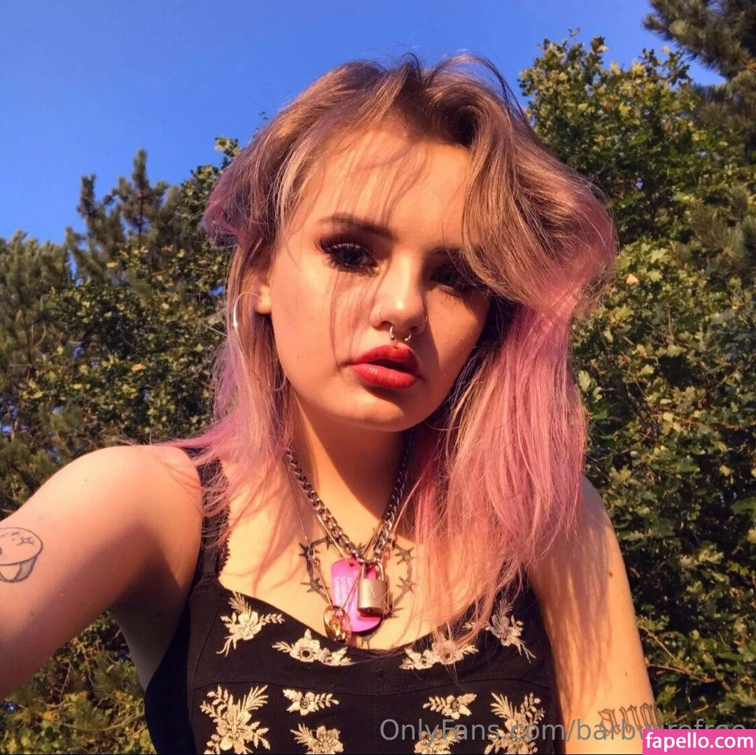 barbwirefree Onlyfans Photo Gallery 