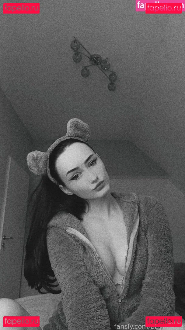 BbyMouse Onlyfans Photo Gallery 