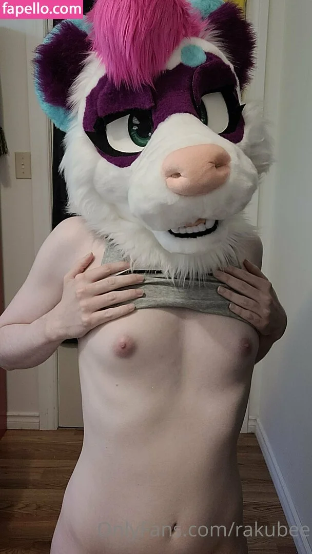 rakubee Onlyfans Photo Gallery 