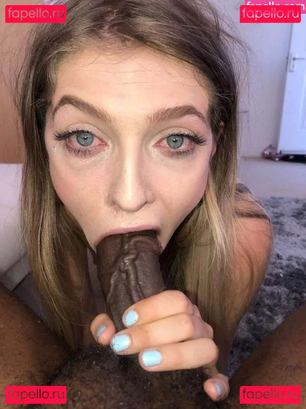 PrincessRiRi Onlyfans Photo Gallery 