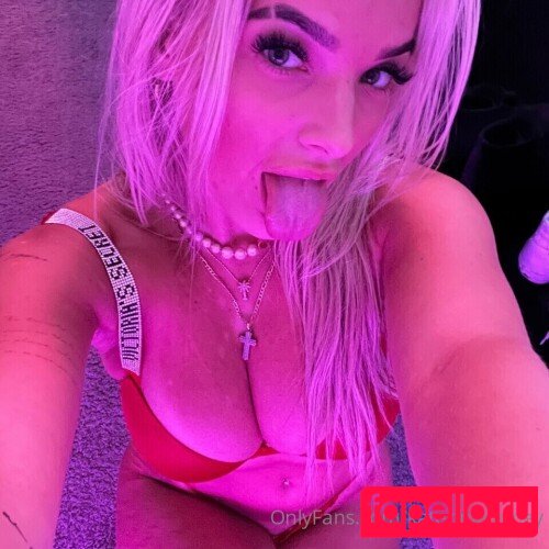 katerinacarney Onlyfans Photo Gallery 