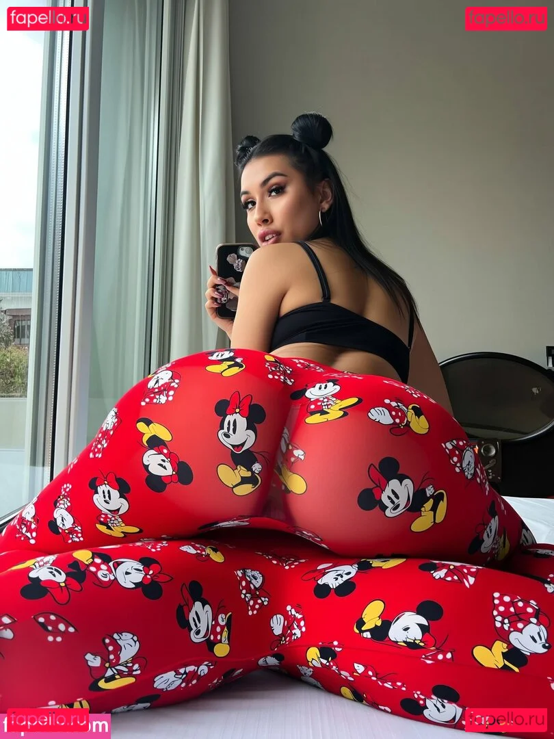 Giuli Turns Onlyfans Photo Gallery 