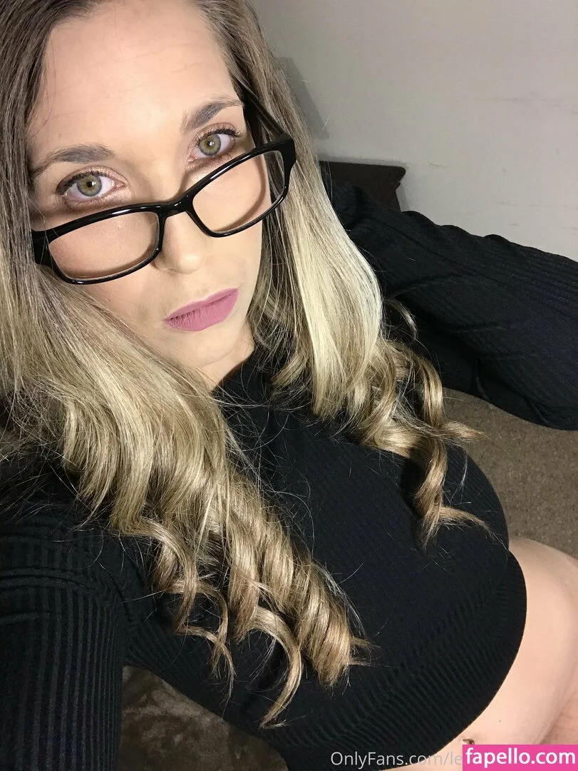 leeshalynne Onlyfans Photo Gallery 