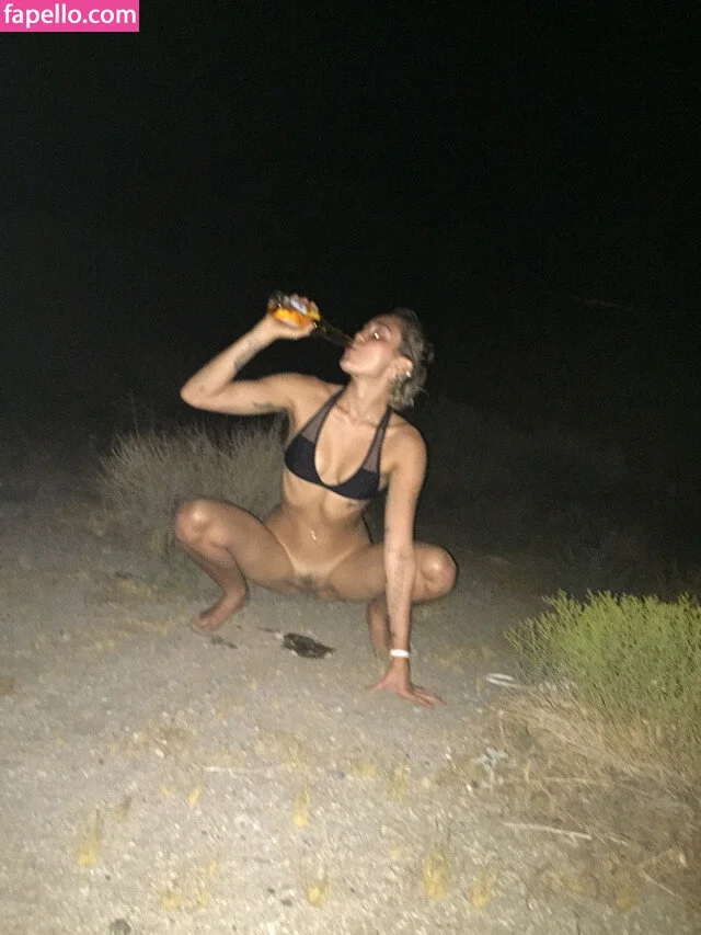 milagross.c Onlyfans Photo Gallery 