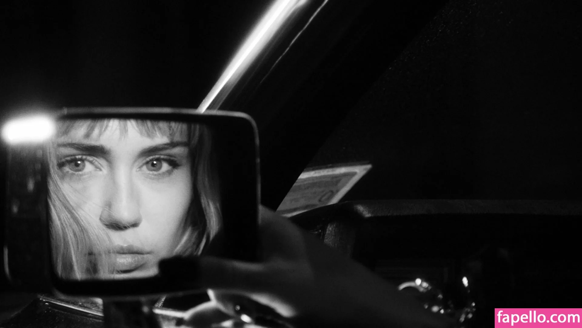 milagross.c Onlyfans Photo Gallery 