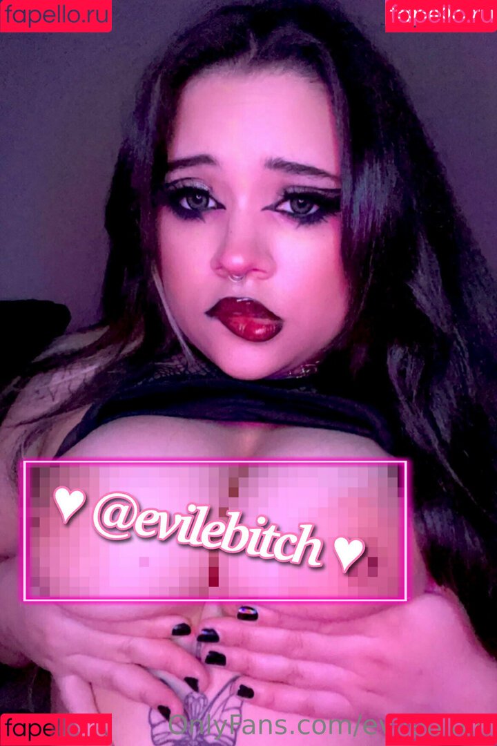 evilebitch Onlyfans Photo Gallery 