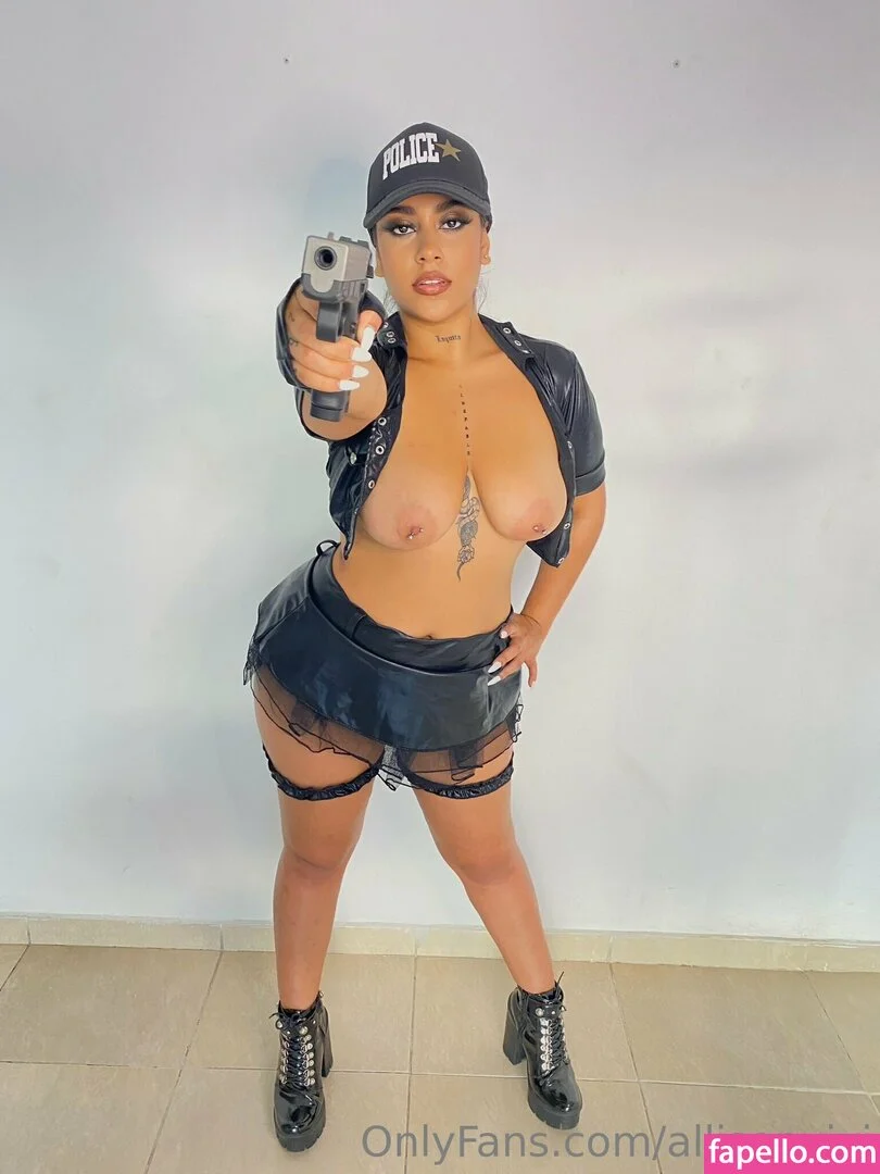 allisonvivi Onlyfans Photo Gallery 