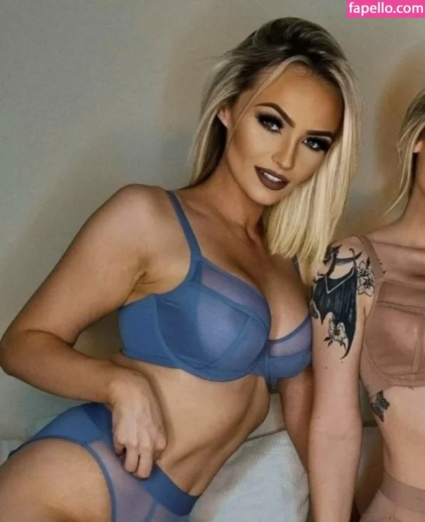 ellie_exx Onlyfans Photo Gallery 