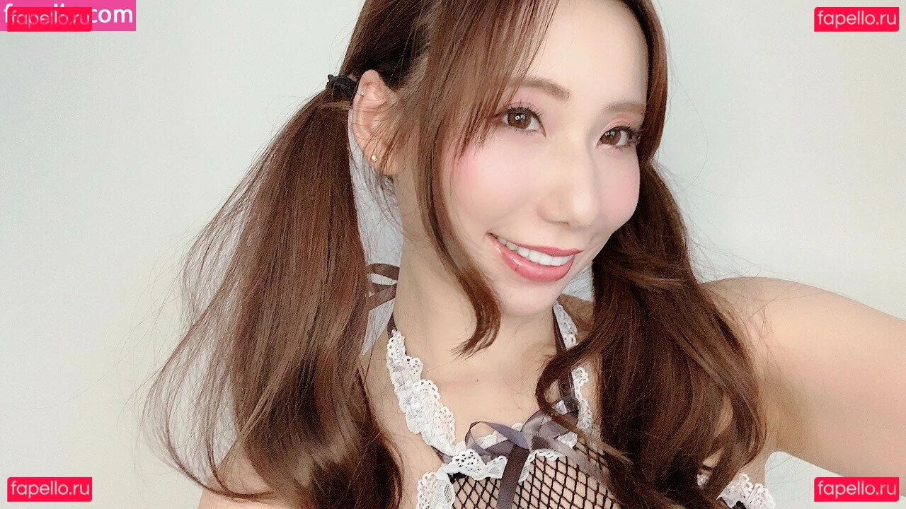 m0e_1i7_ Onlyfans Photo Gallery 