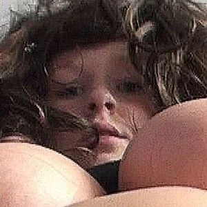 Devote-Schlampe Onlyfans Photo Gallery 