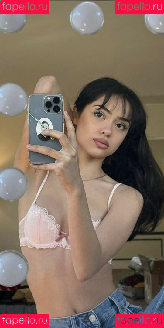 Nailea Devora Onlyfans Photo Gallery 