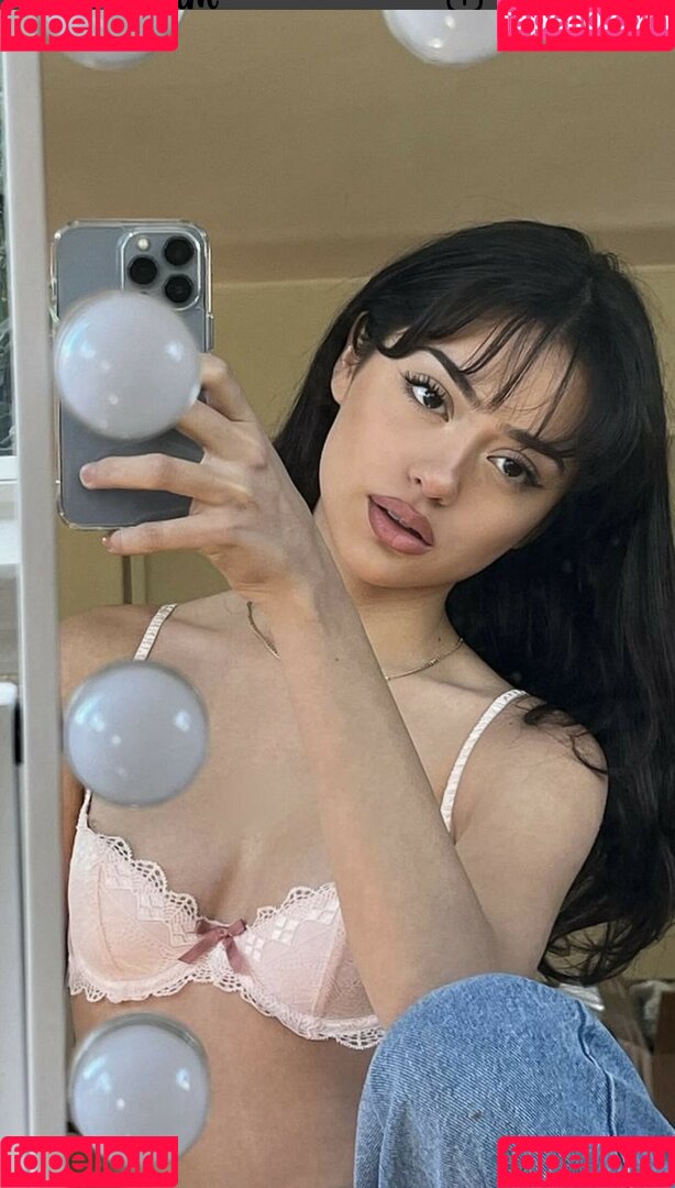 Nailea Devora Onlyfans Photo Gallery 