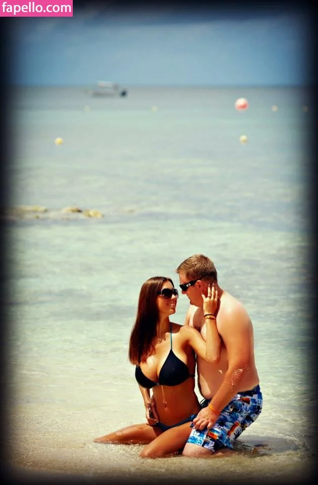 Amanda Dodson Thompson Onlyfans Photo Gallery 