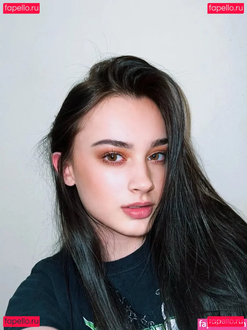 Itllbeoursecret Onlyfans Photo Gallery 