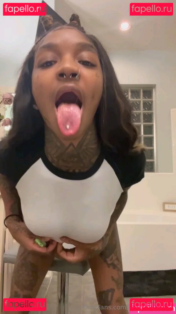 luvenchanting Onlyfans Photo Gallery 