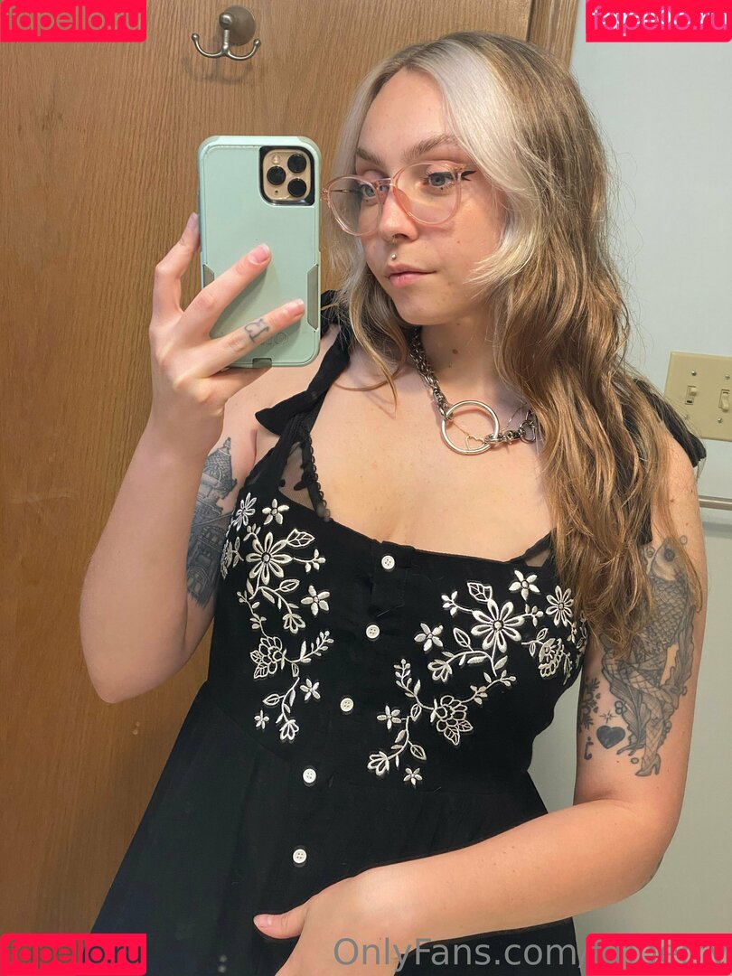 ariberry Onlyfans Photo Gallery 