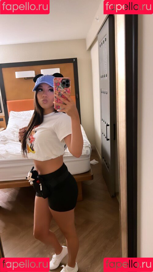 SassySounds ASMR Onlyfans Photo Gallery 