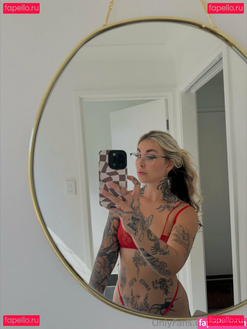 bugurl Onlyfans Photo Gallery 