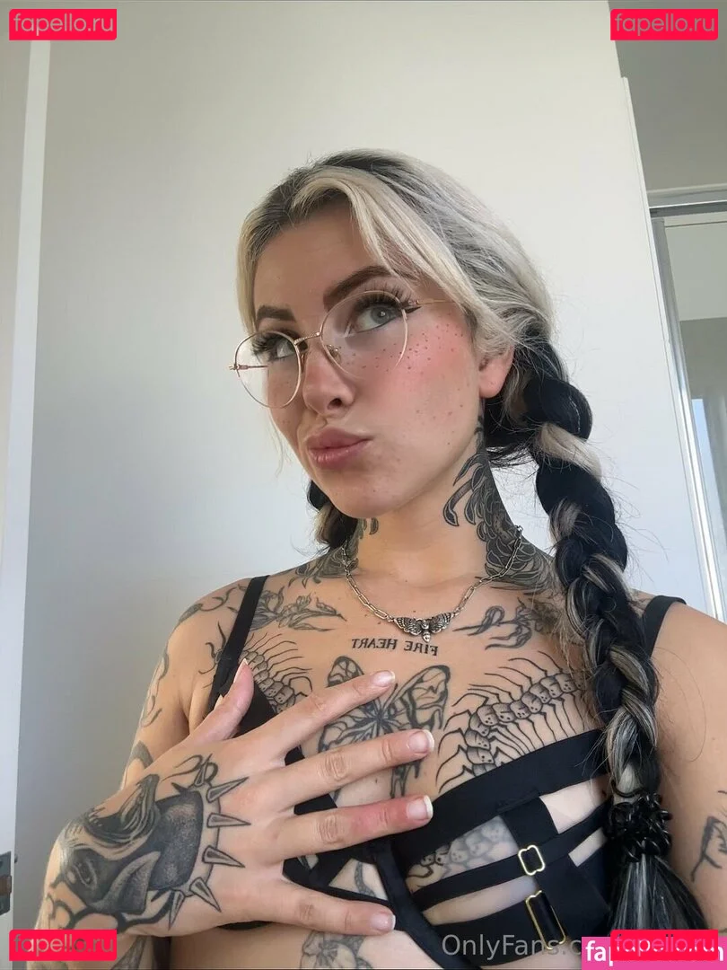 bugurl Onlyfans Photo Gallery 