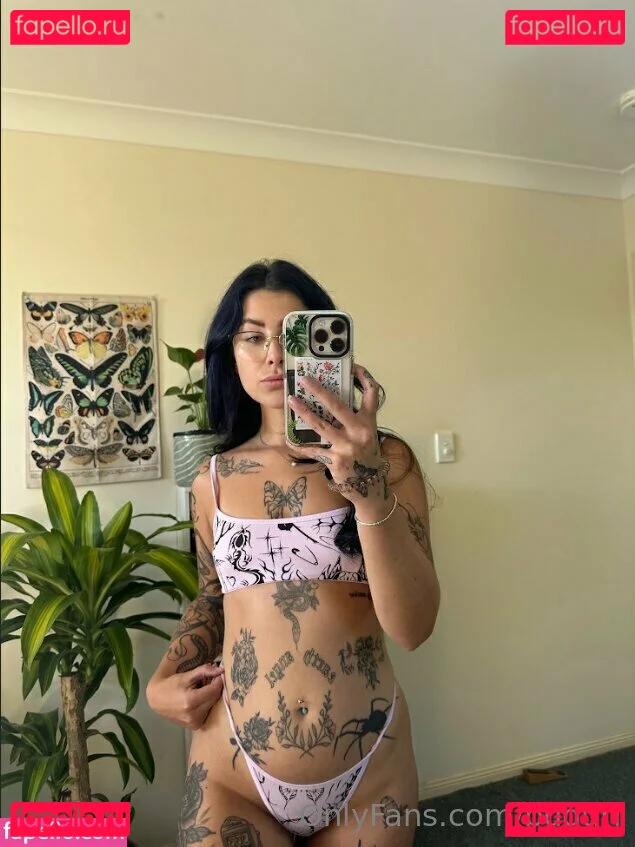 bugurl Onlyfans Photo Gallery 