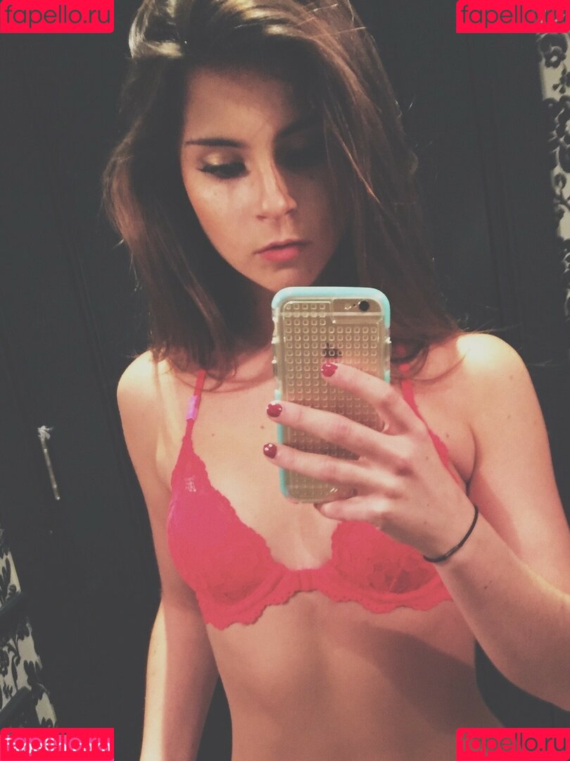 Madison Deck Onlyfans Photo Gallery 