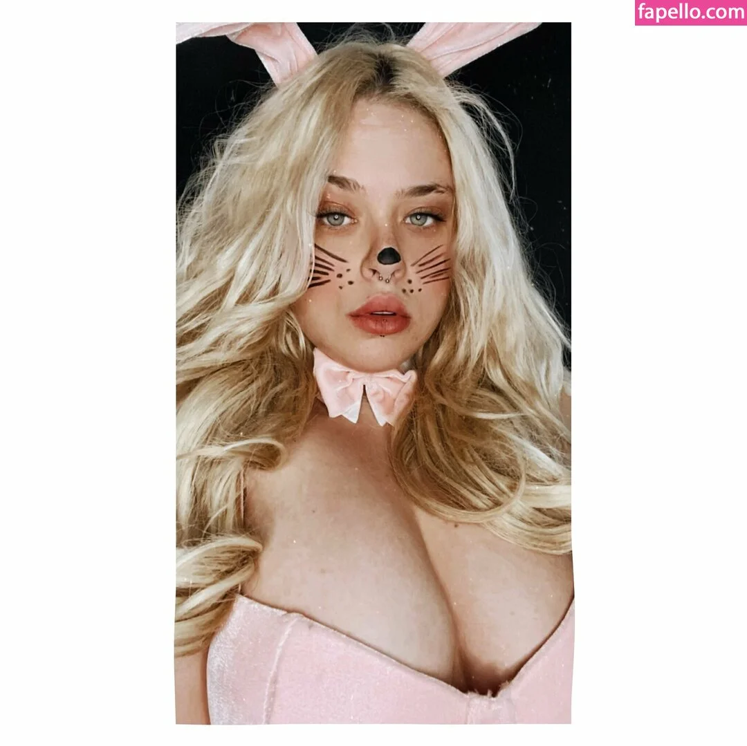 lizzynips Onlyfans Photo Gallery 