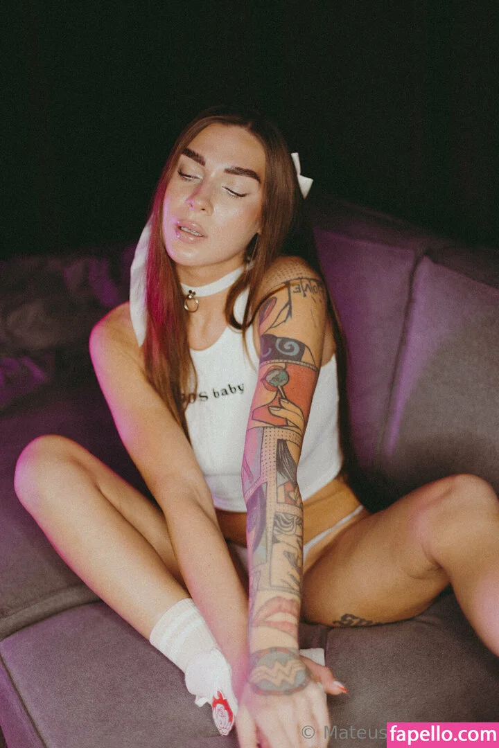 Ndoadot Onlyfans Photo Gallery 