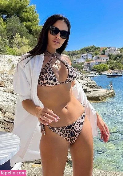 Antea Onlyfans Photo Gallery 