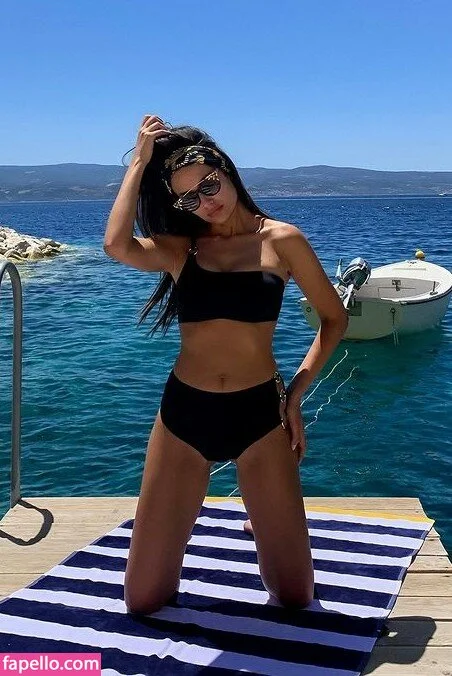 Antea Onlyfans Photo Gallery 