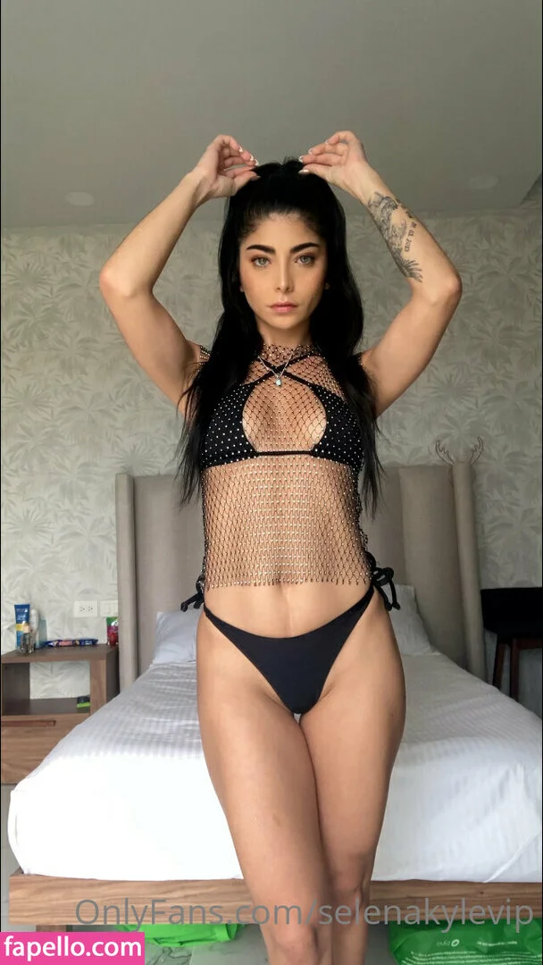 Selena Kyle Onlyfans Photo Gallery 