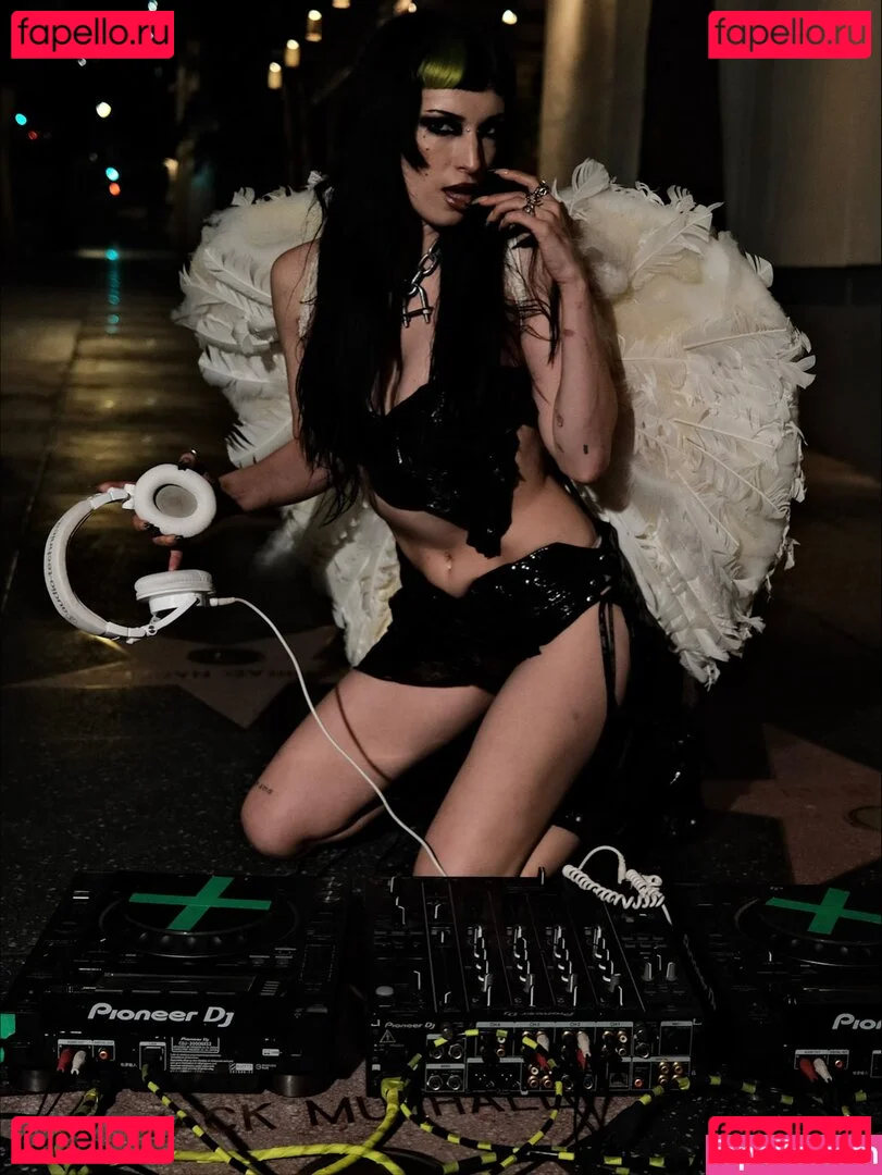 Dani Thorne Onlyfans Photo Gallery 