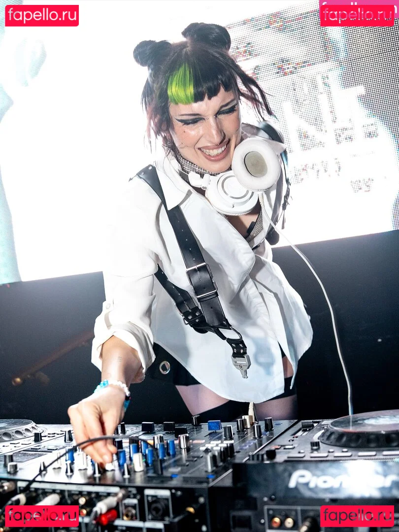 Dani Thorne Onlyfans Photo Gallery 